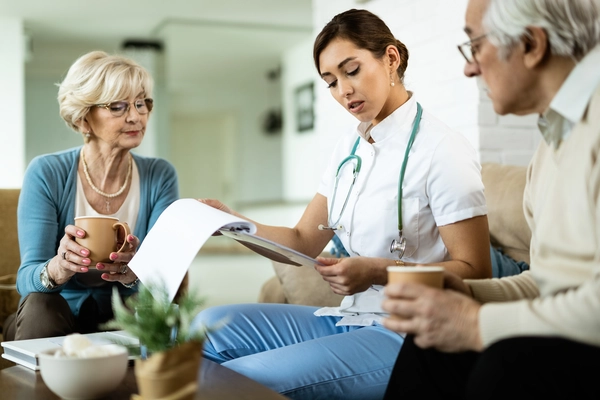 Private Krankenversicherung für Senioren: Tipps zur Auswahl und Kostenkontrolle